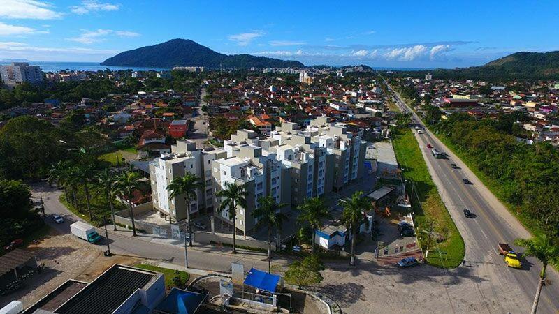 Condominio Jdm Das Palmeiras Ubatuba Bagian luar foto